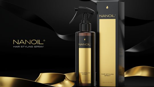 Nanoil hair styling spray