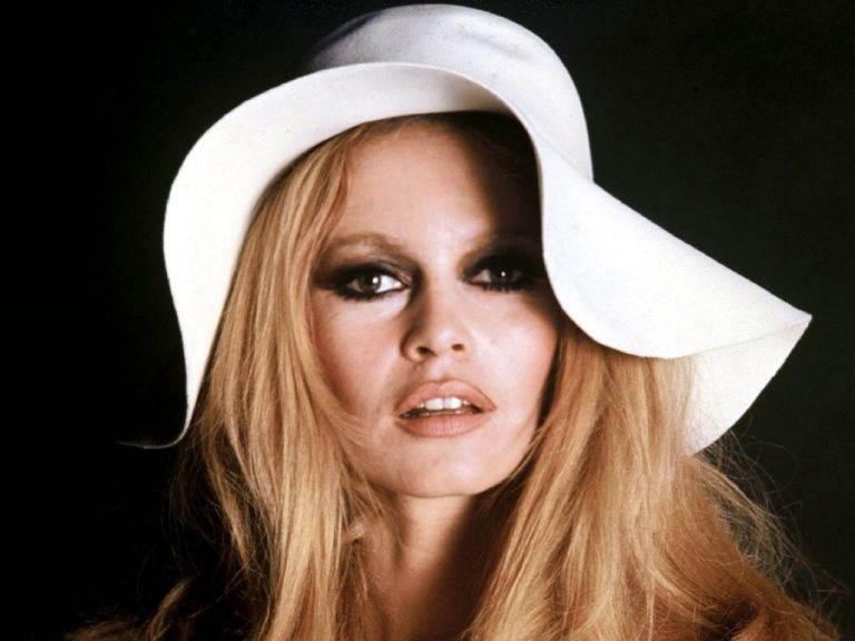 Brigitte Bardot Makeup – Un Look Simplu, Dar Unul Necesar