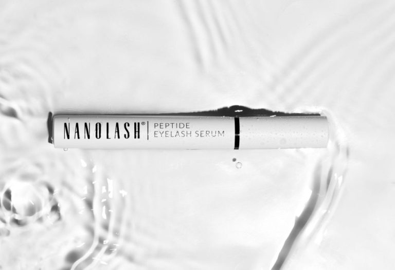 Tendința genelor natural puternice – descoperă balsamul cu peptide pentru gene Nanolash